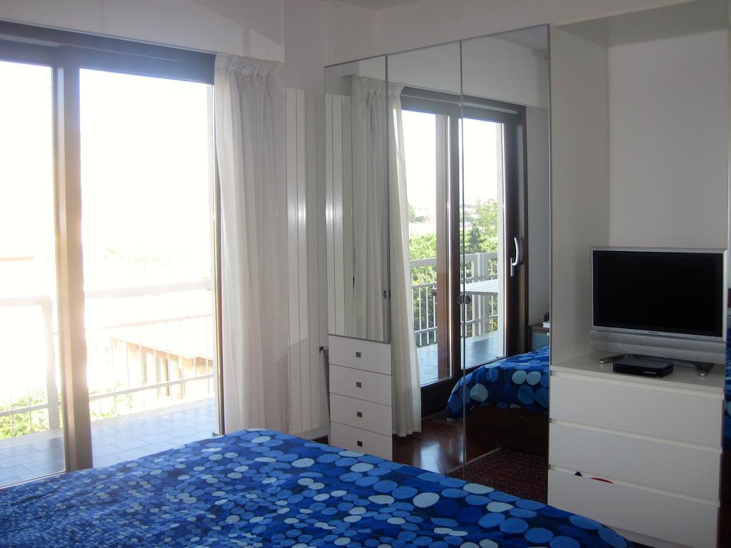 Mondello Luxury Apartment On The Beach Room photo